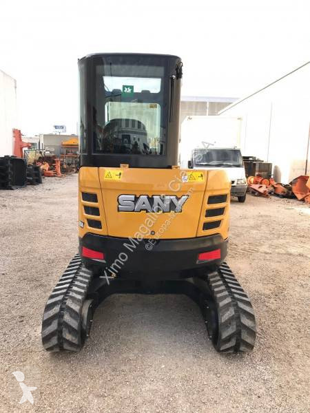 Lopatový nakládač Sany SY35U