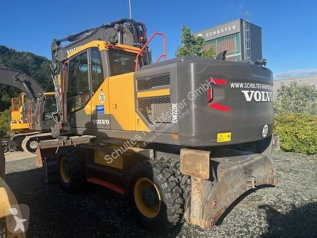 Graafmachine Volvo EW 220 E