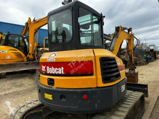 Escavadora Bobcat e50