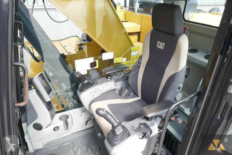 Escavatore Caterpillar 325F LCR