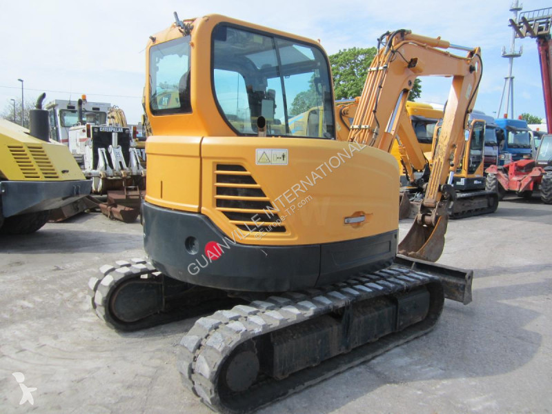 Escavadora Hyundai  R60CR 9A