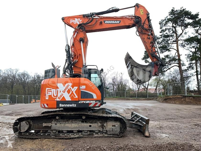 Excavadora Doosan -5