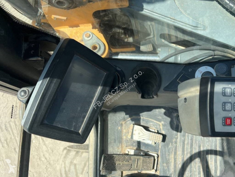 Escavadora Liebherr compact Wheeled Excavator