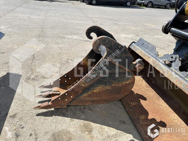 Excavator Caterpillar F