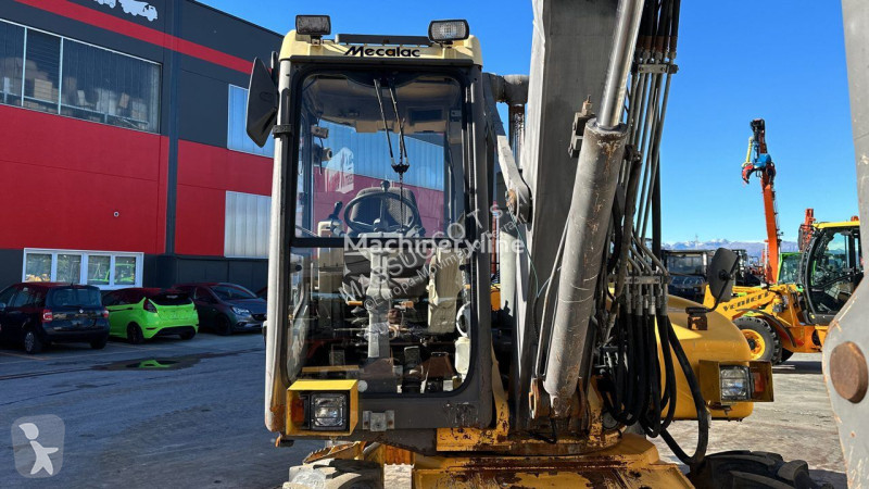 Excavator Mecalac - E