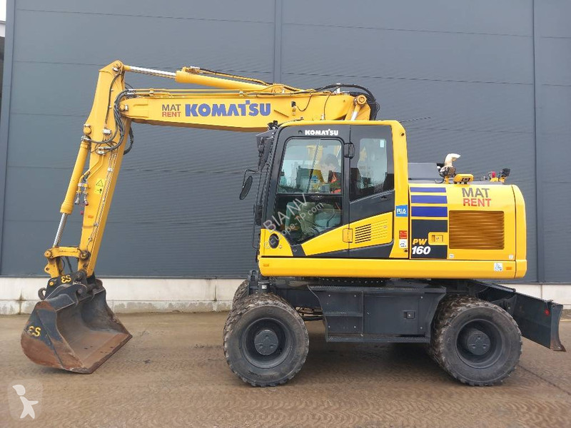 جرافة Komatsu -11E0