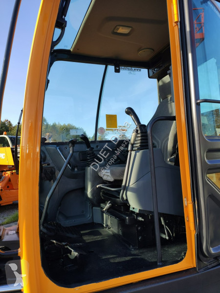 Excavadora Hyundai ROBEX 80CR-9 2013r 8,3 tony