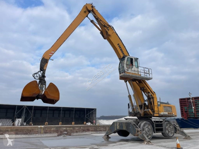 جرافة Liebherr A 944 C HD