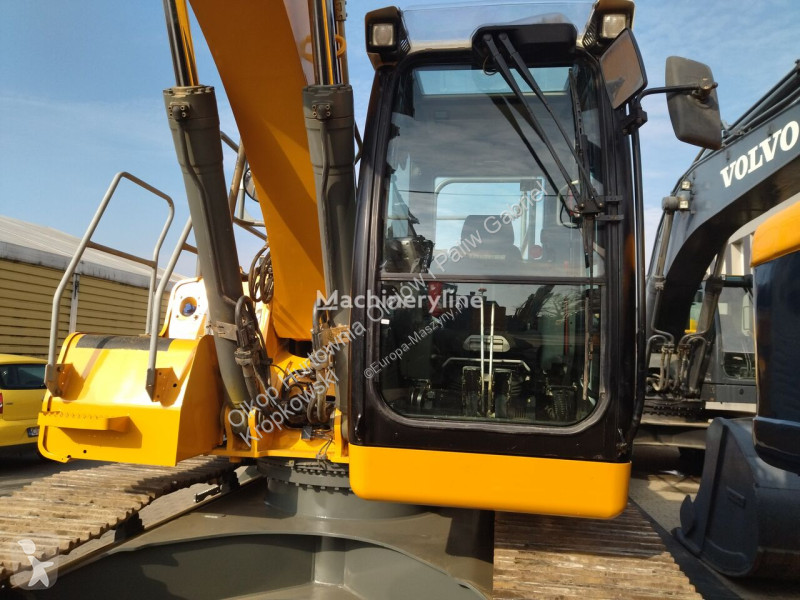 Lopatový nakládač Liebherr Z SYSTEMEM 3D LEICA...