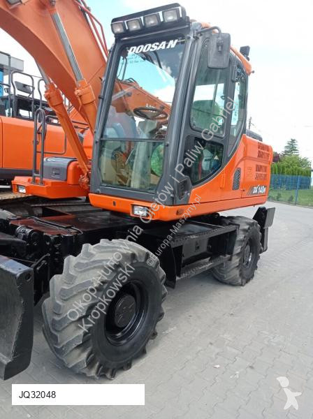 Lopatový nakládač Doosan DX140 W-3 Z SYSTEMEM...