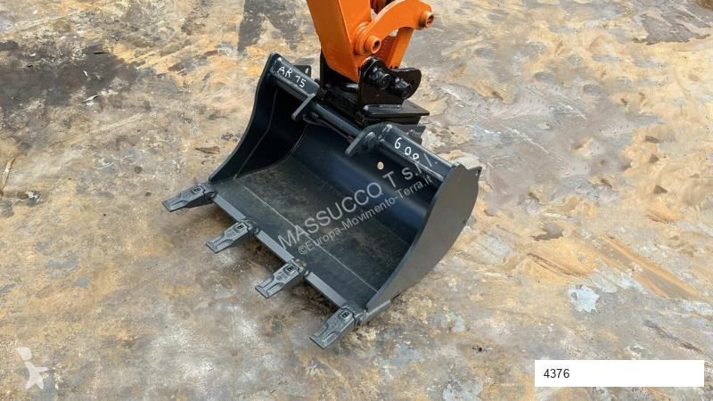 Escavatore Hitachi ZX10U-2