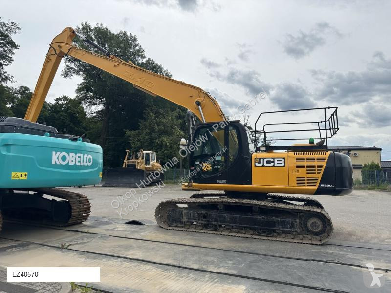 Excavator JCB