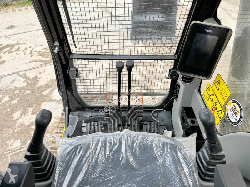 Escavatore JCB 215LC - New / Unused / Hammer Lines