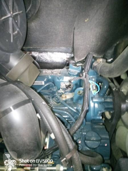 Lopatový nakládač Bobcat E 27