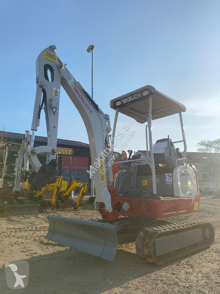 Rýpadlo Takeuchi TB 216