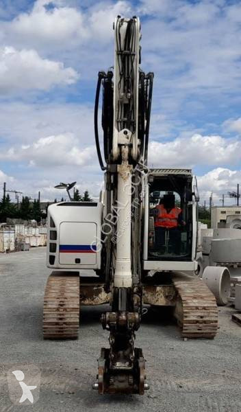 Escavadora Liebherr