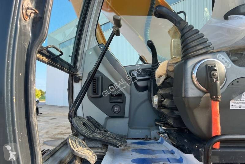 Pelle Hyundai Robex 210NLC-7