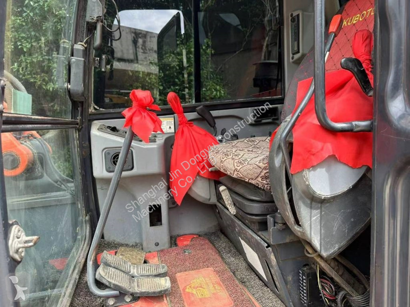 Escavadora Kubota KX 183