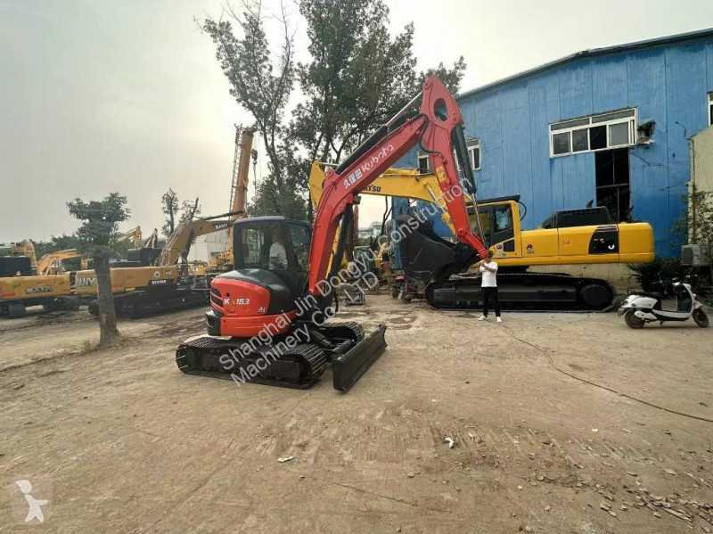 Escavadora Kubota KX163