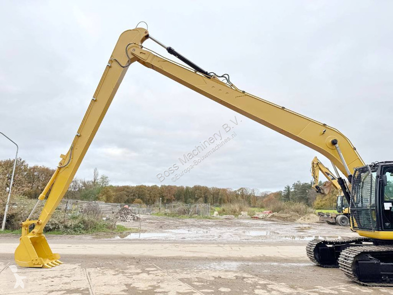 Excavator Caterpillar 320D3 GC - 16 Meter Long...