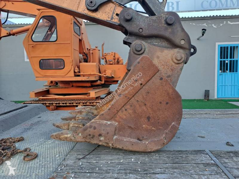 Escavatore Case CX210D