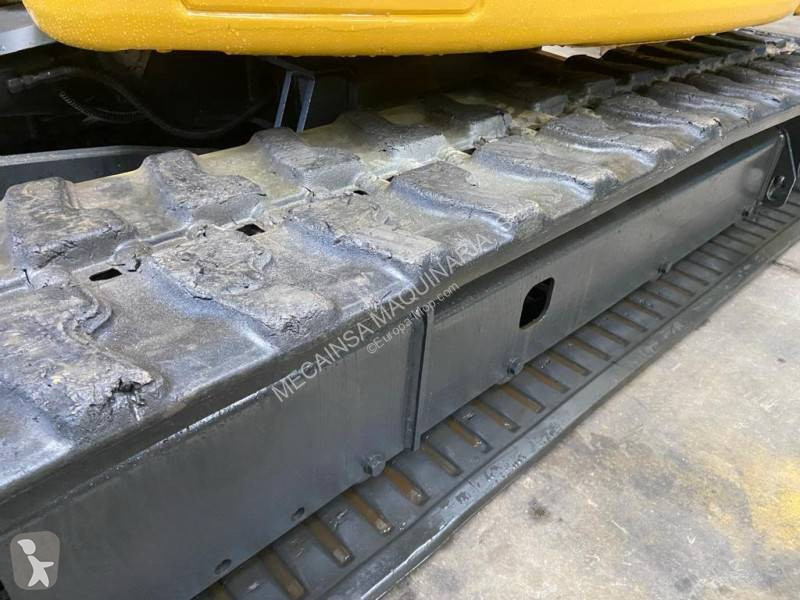 جرافة Komatsu PC55MR-5