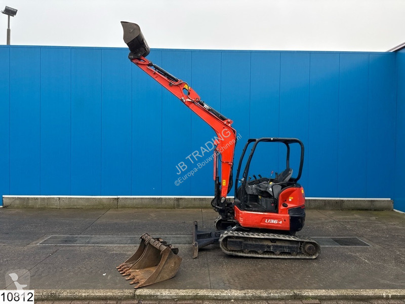 Escavadora Kubota U 36 17,8 kW, 1.794 hours