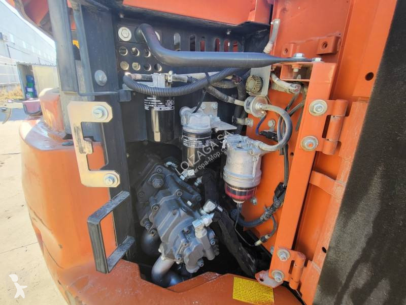 Excavator Hitachi ZX85USB-6