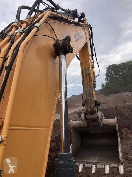 Escavatore Hyundai  HX520L