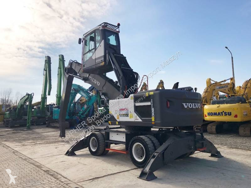 Escavadora Volvo EW240EMH