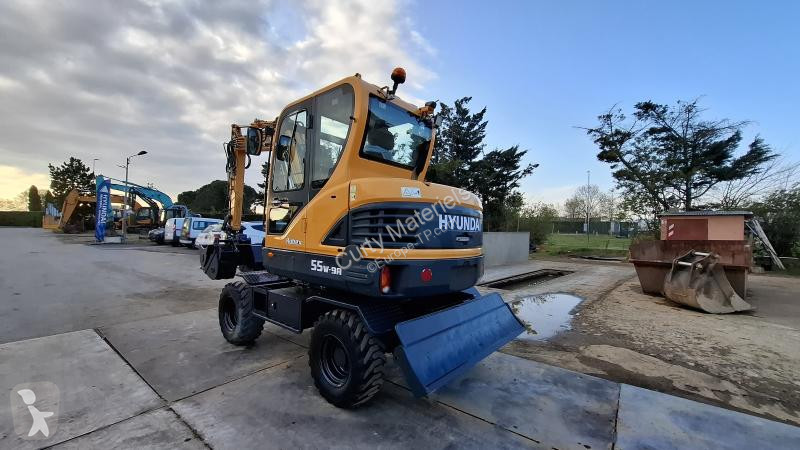 جرافة Hyundai R55W-9A