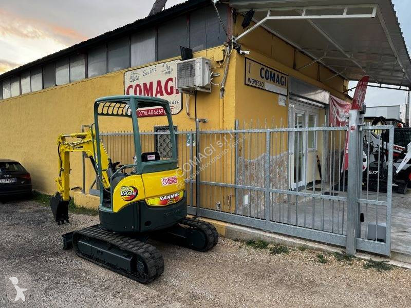 Escavatore Yanmar VIO25-4