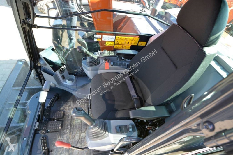 Escavatore Hitachi ZX 95 US-7