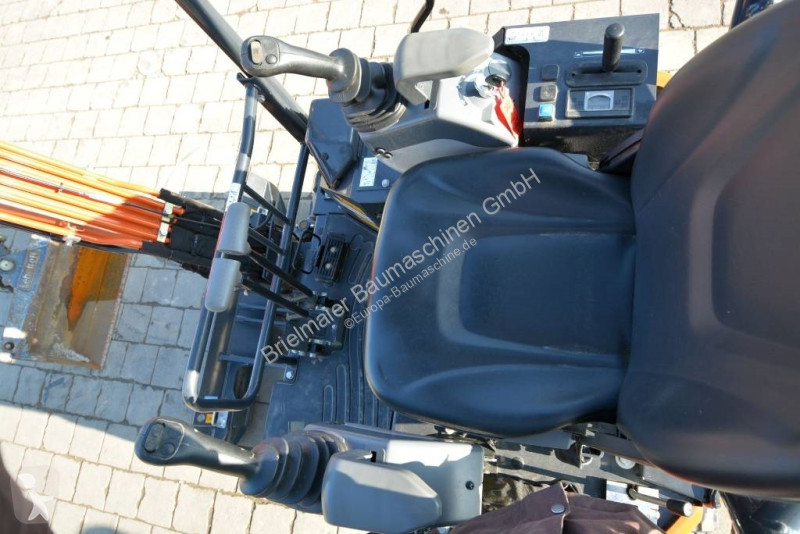 Escavadora Hitachi ZX 17 U-6
