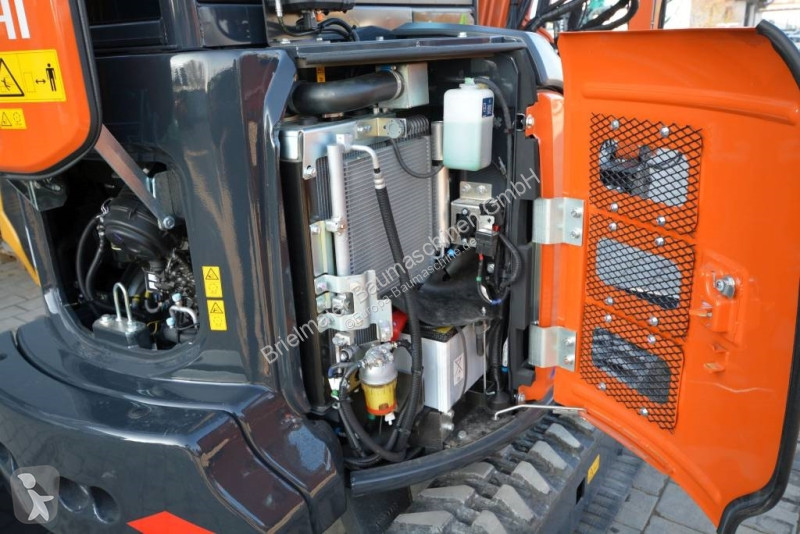 Escavatore Hitachi ZX 38 U-6
