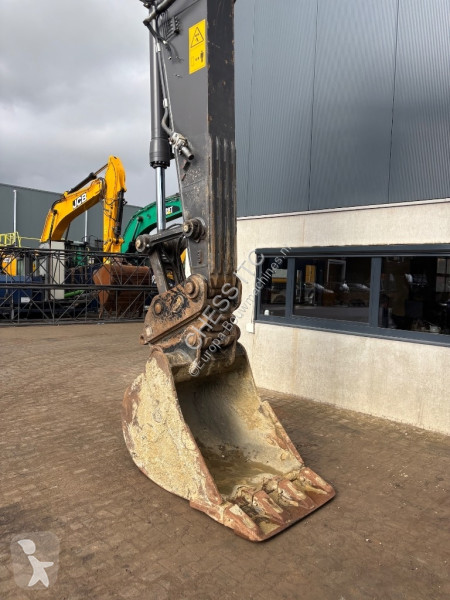 Graafmachine Volvo EC 220 E L - EC220EL - 220EL