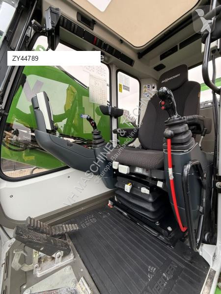 Excavator Sennebogen 818