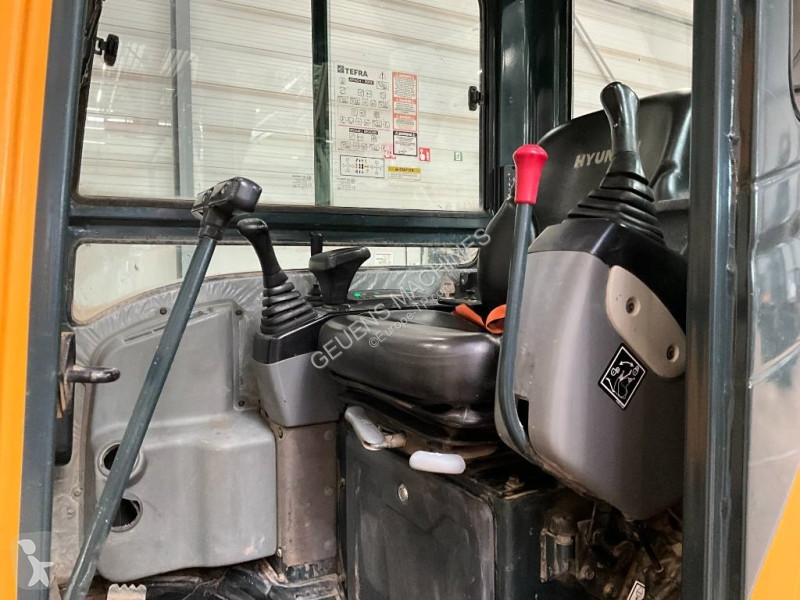 Escavatore Hyundai R30 Z-9AK