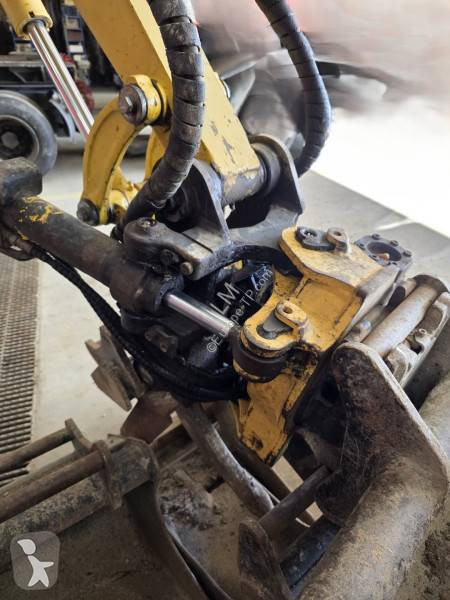 جرافة Komatsu