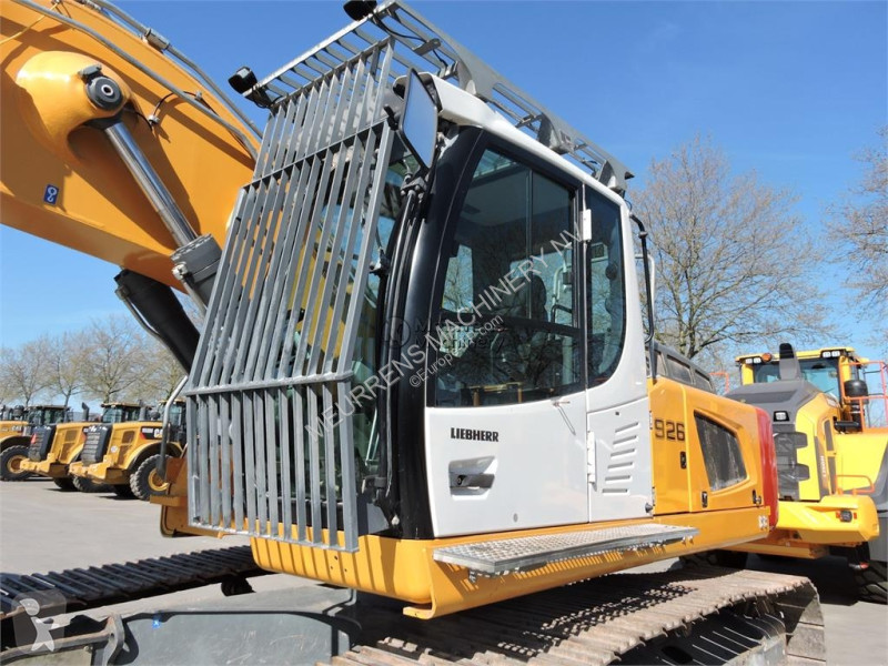 جرافة Liebherr R926LC