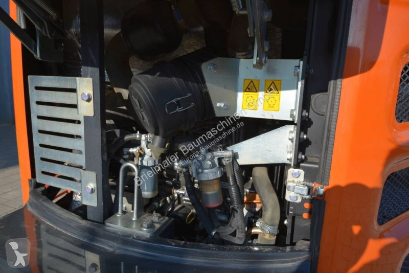 Escavatore Hitachi ZX 26 U-6