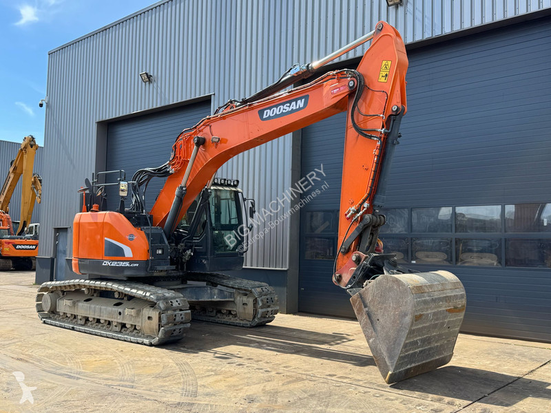 جرافة Doosan -5 - 680 hours