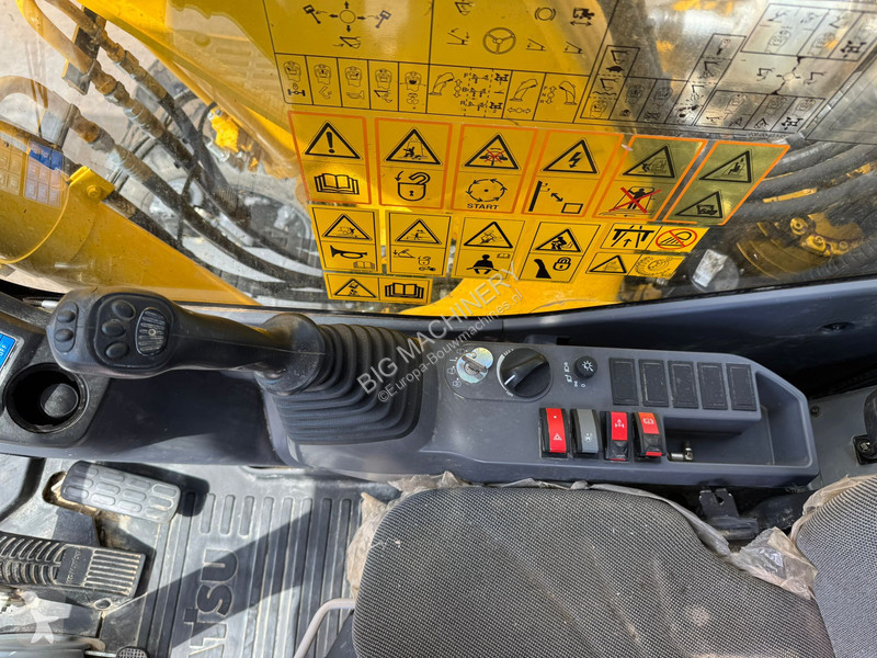 Graafmachine Komatsu -11