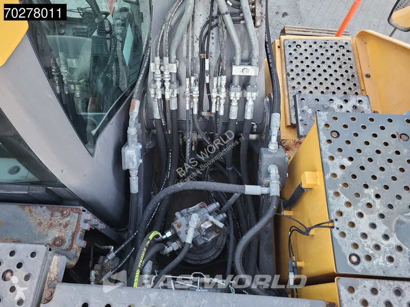 Escavatore Volvo C220