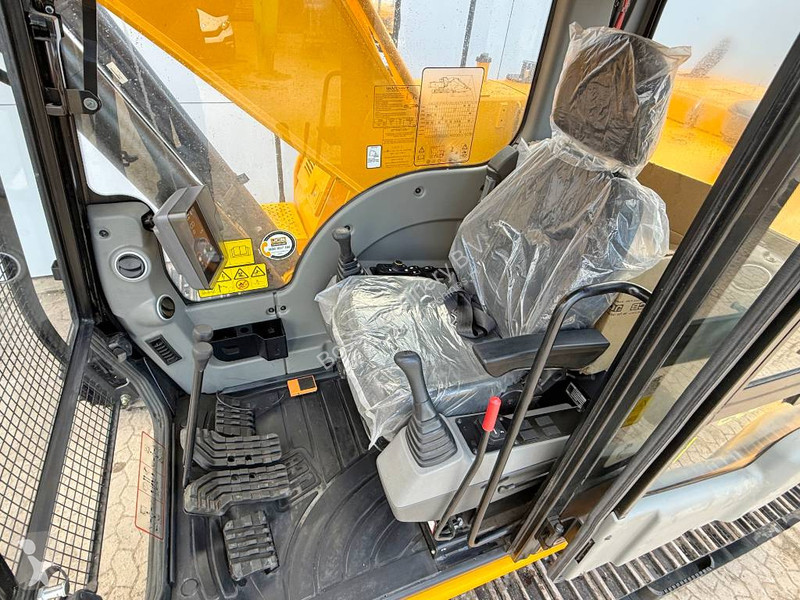 Escavatore JCB 205 *2025 Model* - New / Unused...