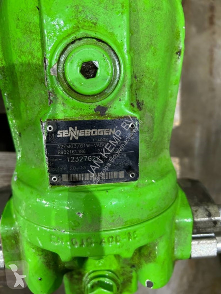 Excavator Sennebogen 155127 Swing Gearbox...