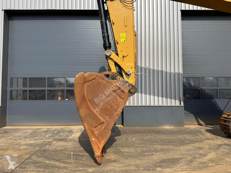 Graafmachine Caterpillar 352F