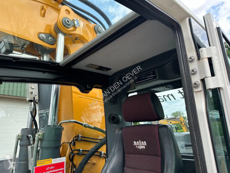 Excavator Liebherr A
