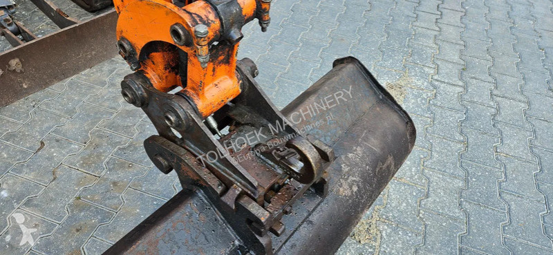 Excavator Hitachi ZX19-5