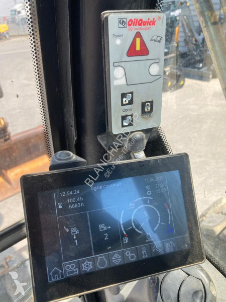 Escavadora Liebherr R  COMPACT